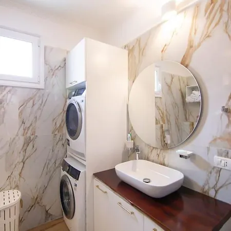 וילה Luxury House קורצ'ה