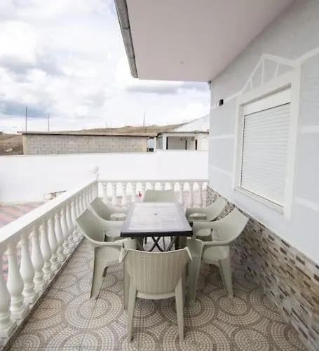 Luxury House * Korce